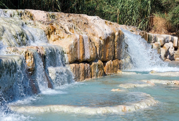 Natuurlijke spa Saturnia thermale baden Italië