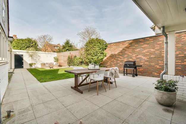 Neat patio with sitting area