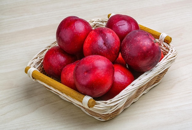 nectarines