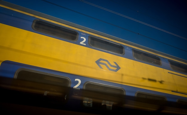 Nederlandse treinen op Amsterdam Centraal Station