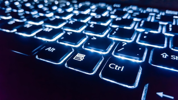 Neon toetsenbord met enter-knop Focus op de