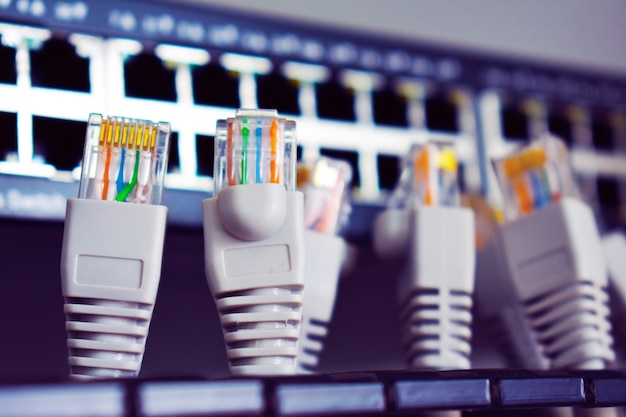 Network cable, twisted pair