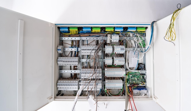 new automated system of electric power supply and distribution. Electric boxes with high-voltage equipment. The scheme for supplying electric power through the main and reserve channels