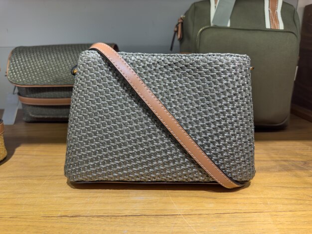 New collection for woman fashionable handbag on the store shelf display window