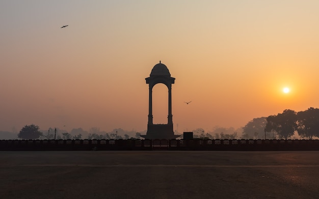 인도 게이트 근처의 새로운 Dehli 캐노피, 일몰 전망.