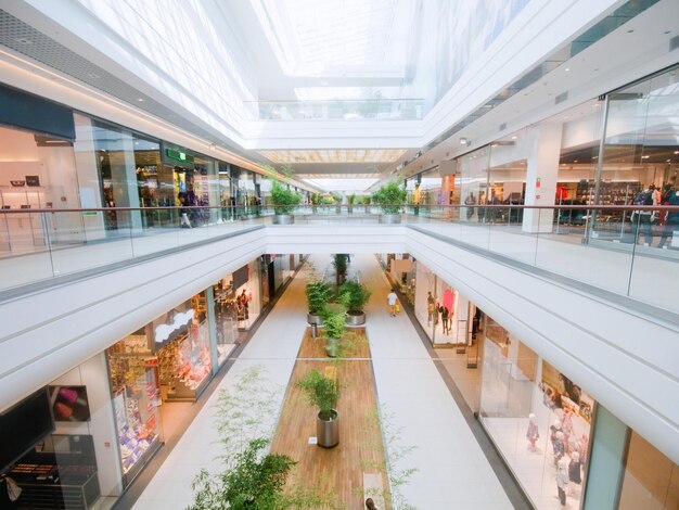 Photo new modern shopping mall interior