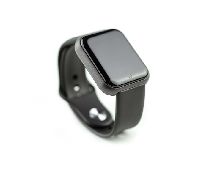 Photo new smart fitness bracelet with blank black screen