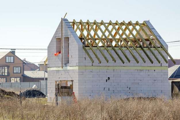 住宅団地に新築住宅