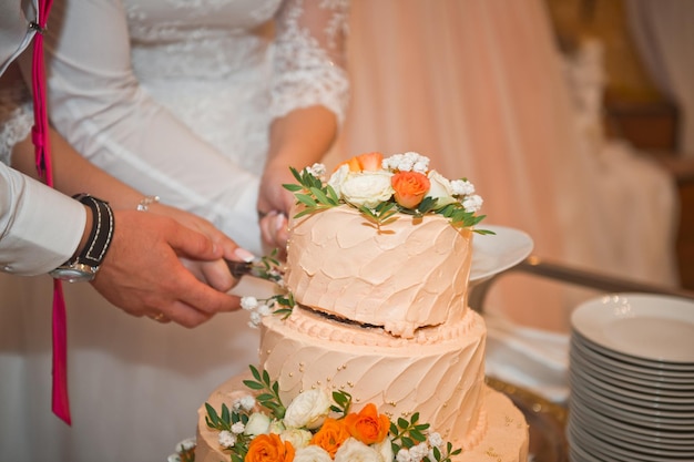 新婚カットのバースデーケーキ 2134