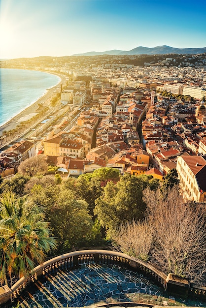 Cote D Azur French Riviera France 관점에서 일몰의 멋진 도시 풍경