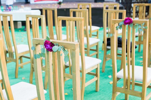 Foto bella uscita registrazione matrimoni a marsala e fiori