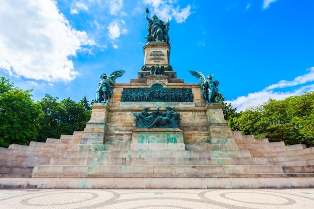 Niederwalddenkmal-monument in Rudesheim Duitsland