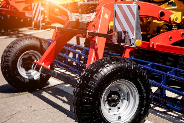 Nieuwe moderne landbouwmachines en uitrustingsdetails