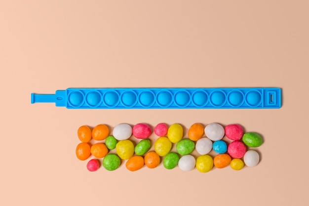 Nieuwe modieuze kleurrijke siliconen speelgoed antistress Pop It armband