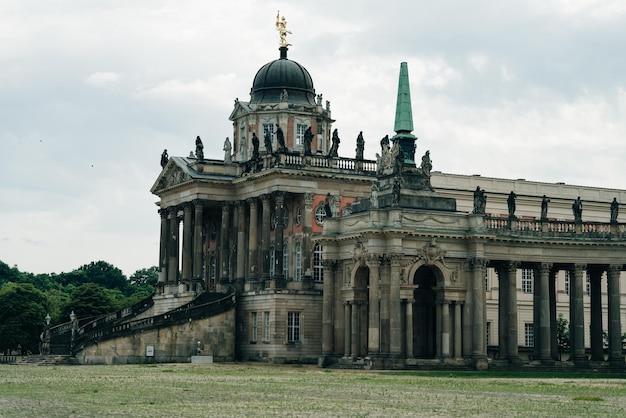 Nieuwe paleis (Neues Palais) gevel in Potsdam, Duitsland. Hoge kwaliteit foto