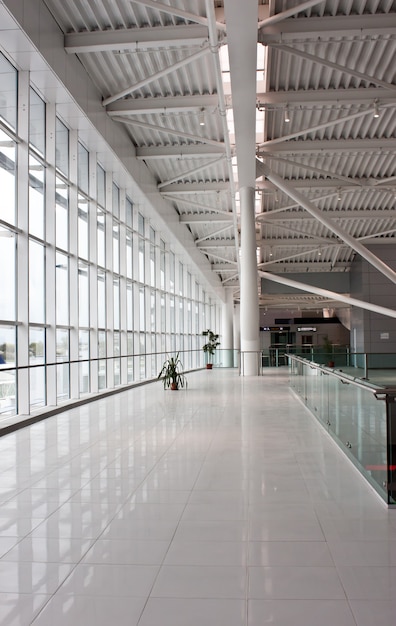 Nieuwe tweede terminal van 60 miljoen euro (us$84 miljoen) op de belangrijkste luchthaven van de hoofdstad