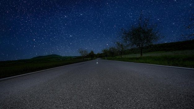 Photo night sky in the forest with stars and moon