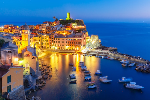 Night Vernazza, 친퀘 테레, 리구 리아, 이탈리아