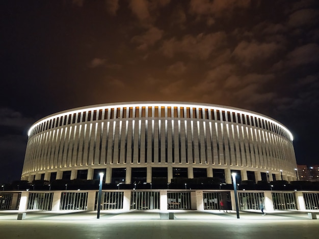 Photo night view of the football stadium in krasnodar