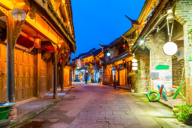 中国四川省成都古代都市の夜景