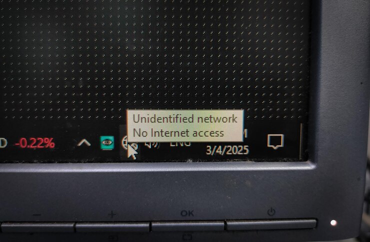 Photo no internet access notification notice displayed on a computer screen