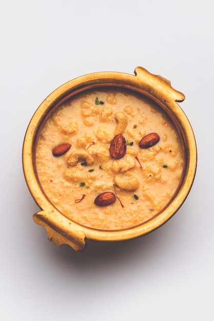 Nolen Gurer Chanar Payesh or Milk pudding of cottage cheese rice and jaggery bengali sweet recipe