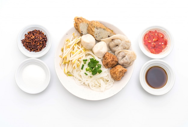 noodles bowl with fish ball