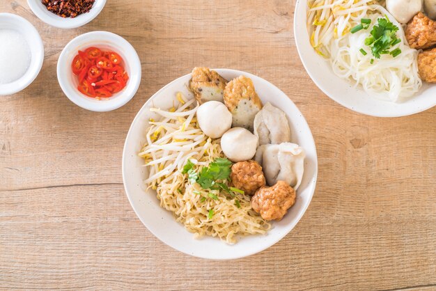 noodles bowl with fish ball