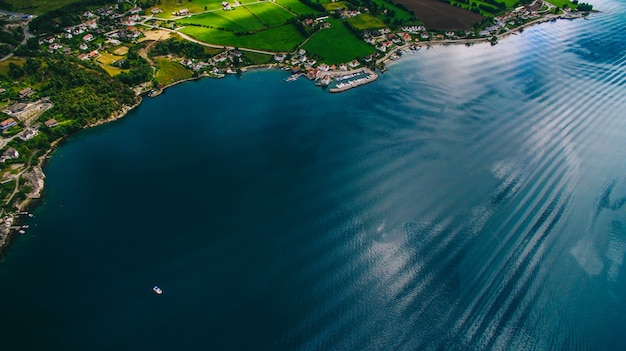 Noorwegen, luchtfoto&#39;s, landschap, zee, bergen,