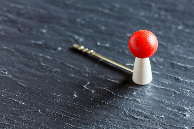 Noot papier druk pin bericht rood wit zwart