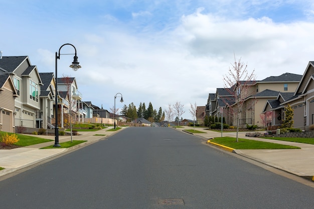 Photo north american suburban homes in happy valley, oregon