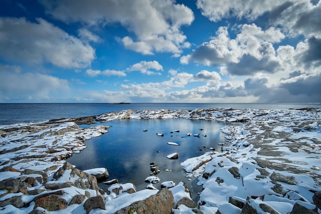 写真 冬のノルウェーのフィヨルド