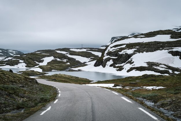 写真 ノルウェーの景色ルート aurlandsfjellet