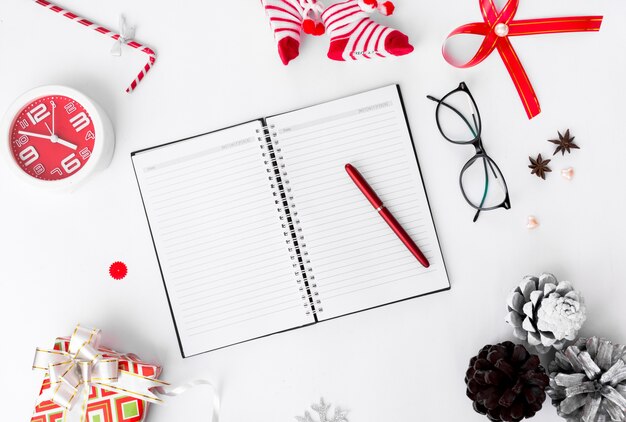 notes to do list Christmas composition