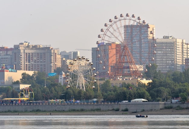 Novosibirsk embankment in the early morning