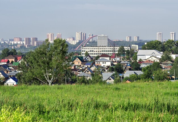 Новосибирск среди полей летом