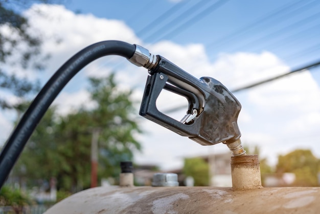 Nozzles voor veilig tanken voor het vullen van aardolie in de detailhandel en voor commerciële doeleinden van gasvrachtwagen naar gallonemmer