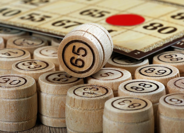 Photo a number of wooden dice with a number 3 on it