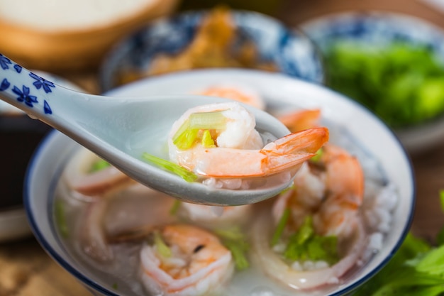 Nutritious and delicious seafood porridge