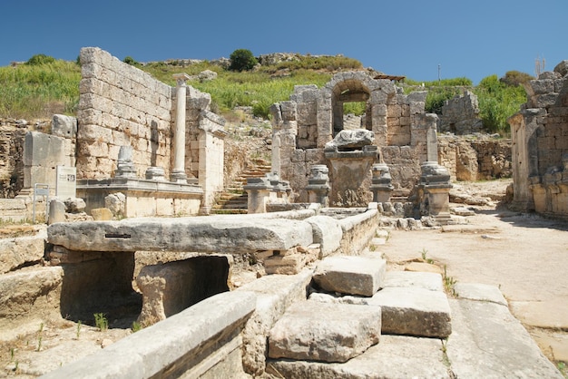 Ninfeo nell'antica città di perge ad antalya turkiye