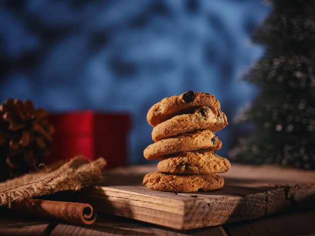 Oatmeal cookies and cinnamon on the table