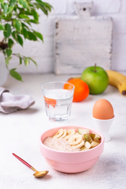 Oatmeal with fruits and boiled egg