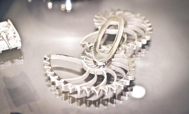 Объект, напечатанный на металлическом 3D-принтере крупным планом