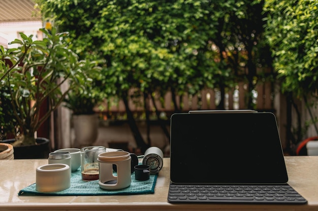 Objects on table