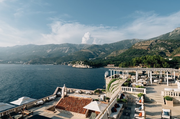 Observation deck on the island of sveti stefan overlooking the royal beach of villa milocer