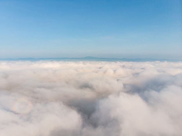 Ochtend stoomwolk mist