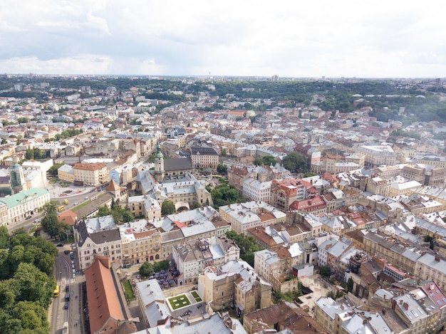 Oekraïne Lviv stadscentrum oude architectuur drone foto vogelperspectief