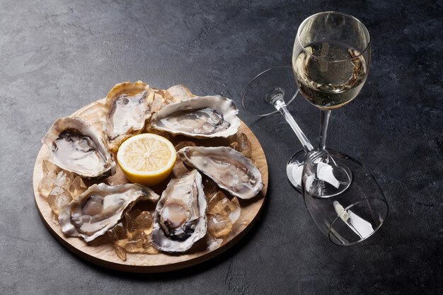 Oesters en wijn