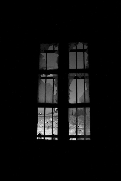 Photo old abandoned building window