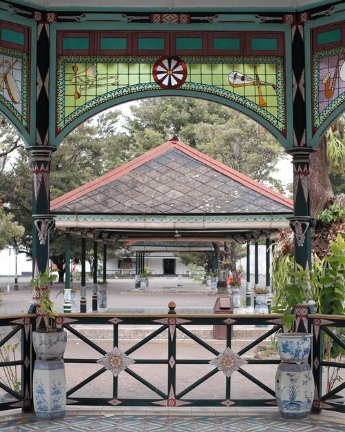 Photo the old architecture from keraton yogyakarta